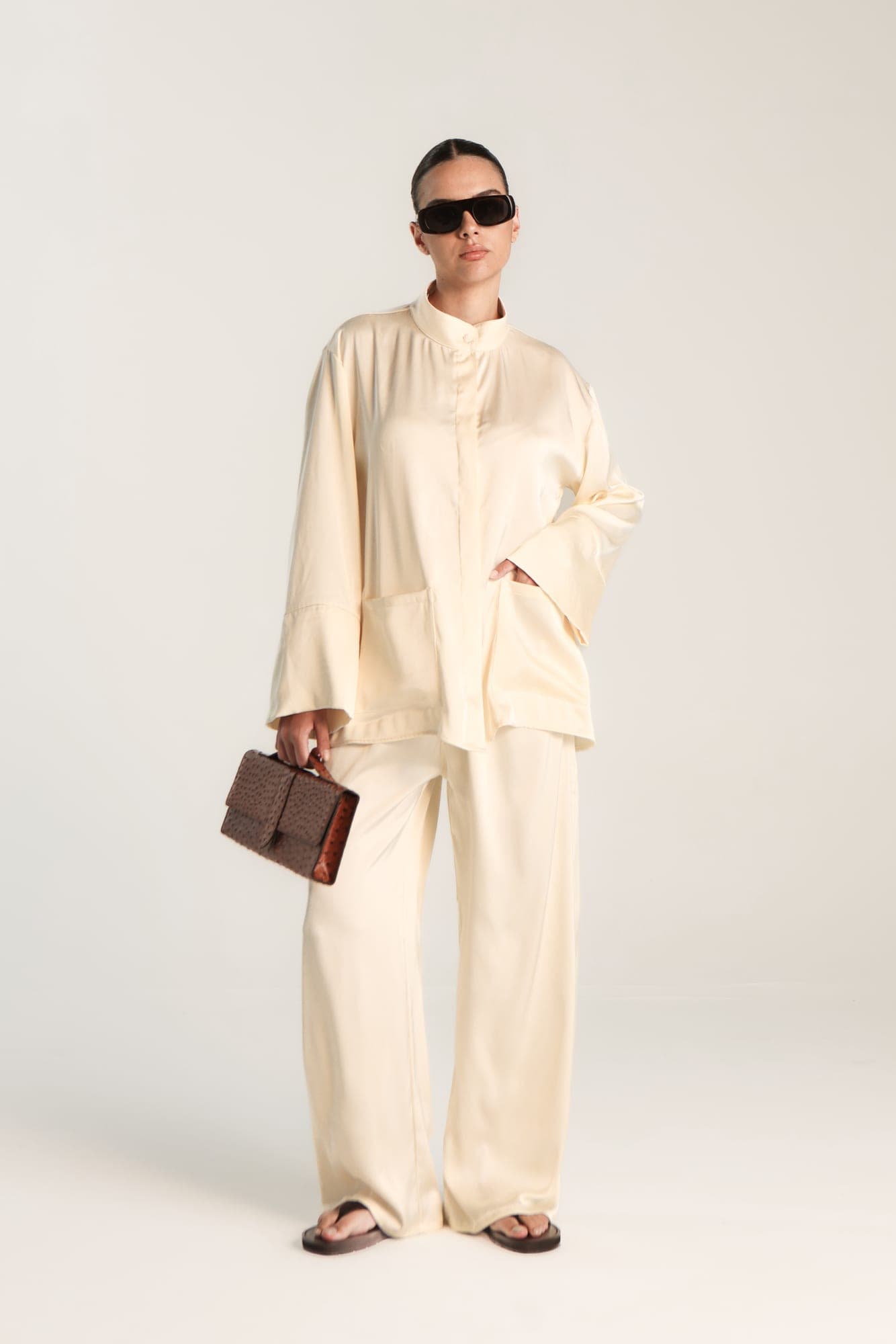 Ease Silk Set - View 3